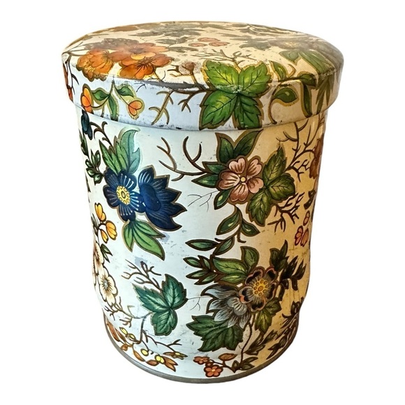 Daher Floral Cylinder Tin with Lid – Made in England, Cottagecore Botanical - Picture 6 of 12